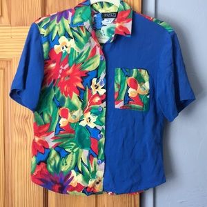 1990’s floral camp shirt, vintage petite M